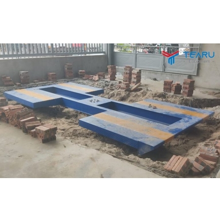 ban-nang-rua-oto-canh-buom-7073